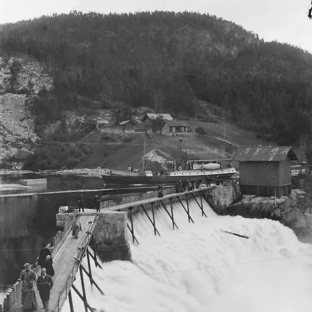Eidsfoss Slusevokterbolig *